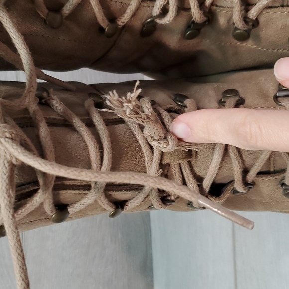 Ugg Australia Women Gradin  Ankle Suede Lace-up Sheepskin Boots shoes sz 6 - Picture 5 of 15